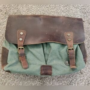 Messenger/ Crossbody Bag